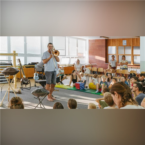 CESTA ZA STRATENOU PESNIČKOU - interaktívny hudobný workshop pre deti s muzikoterapeutickými prvkami
